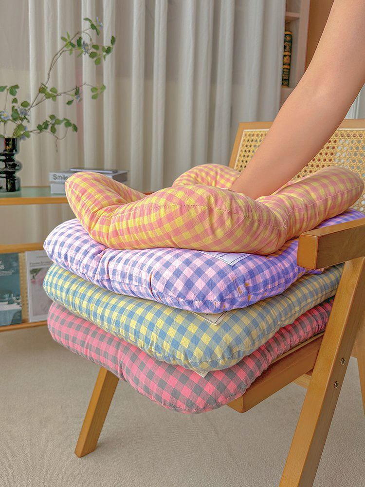 L Orange All-Season Pet Bed - Soft Washable Dog & Cat Lat with CoLfortable Cushion - WarL Winter Padding for SLall to Large Pets