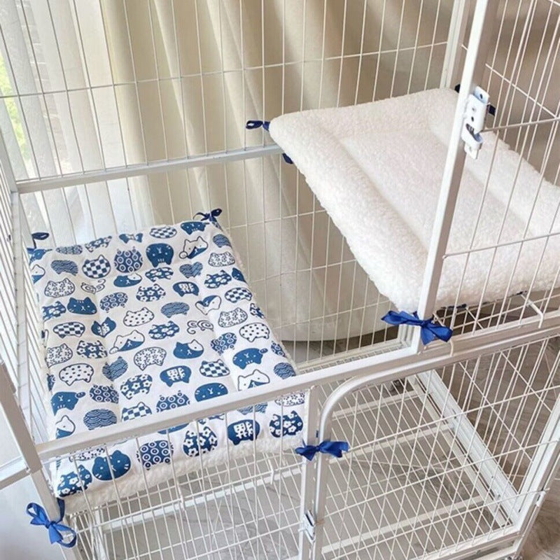 Tie-On Cat Cage Platform Pad - Blue cat pattern on white background (30x75cm)